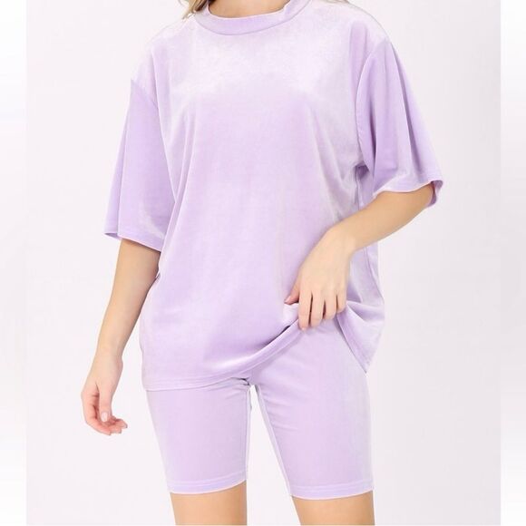 Women’s Solid Oversized Shirt and Biker Shorts Set - Picture 1 of 1